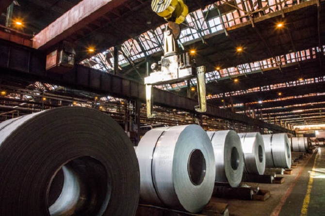 Optimierung von Schmier lösungen für metall urgische Stahl geräte: Dual-Line-Schmier systeme